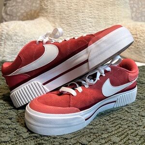 NIKE Court Legacy Lift Sneakers